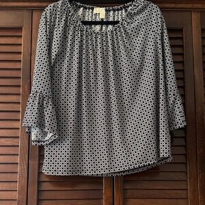 Black and White Geometric Women's Top